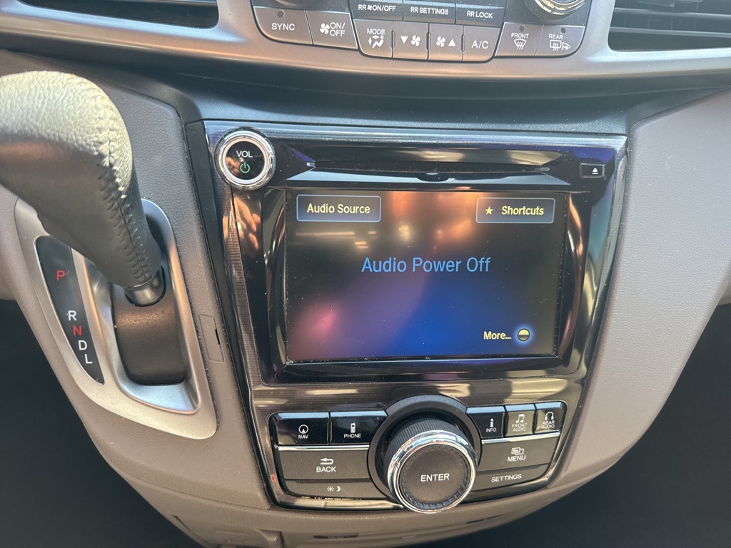 2016 Honda Odyssey Touring Elite photo 26