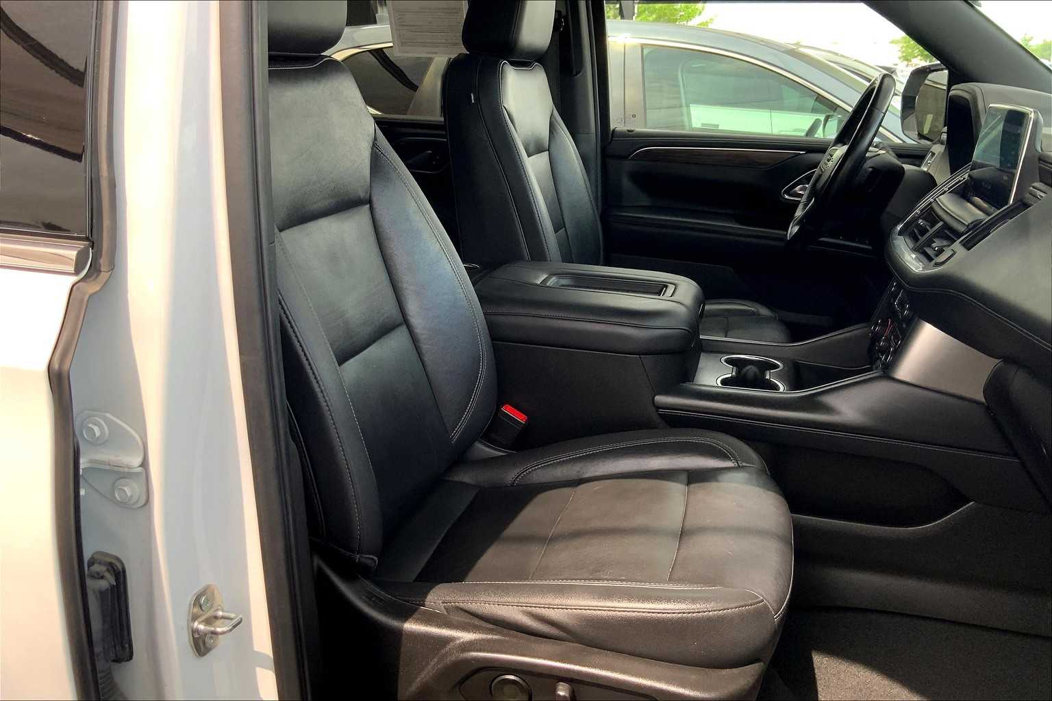 2021 Chevrolet Tahoe LT photo 15