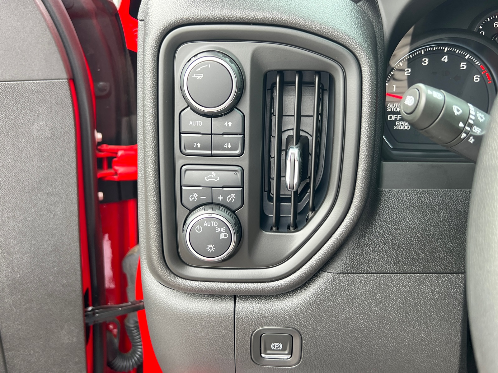 2023 Chevrolet Silverado 1500 Custom Trail Boss photo 34