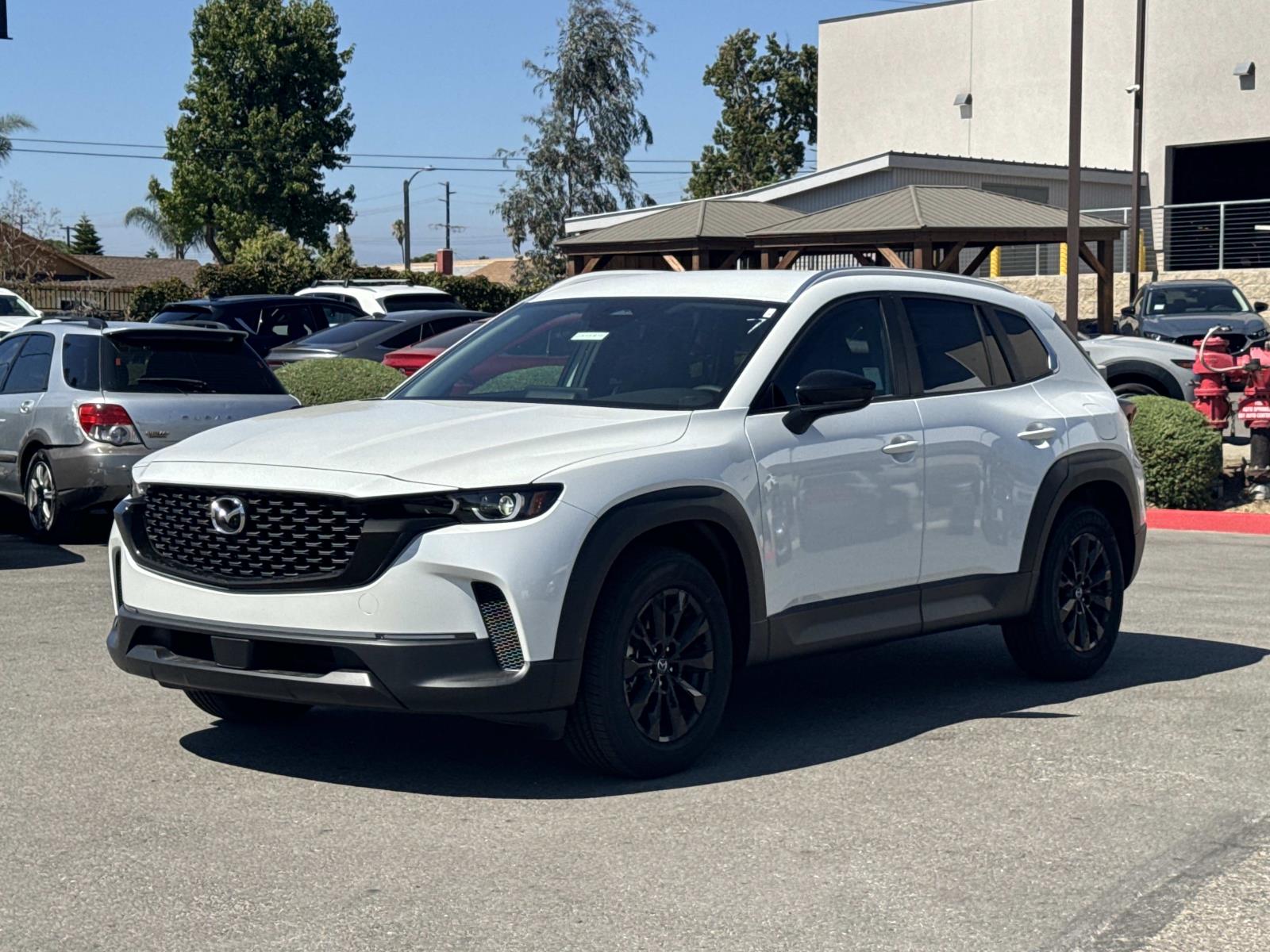 2025 Mazda CX-50 2.5 Select photo 3