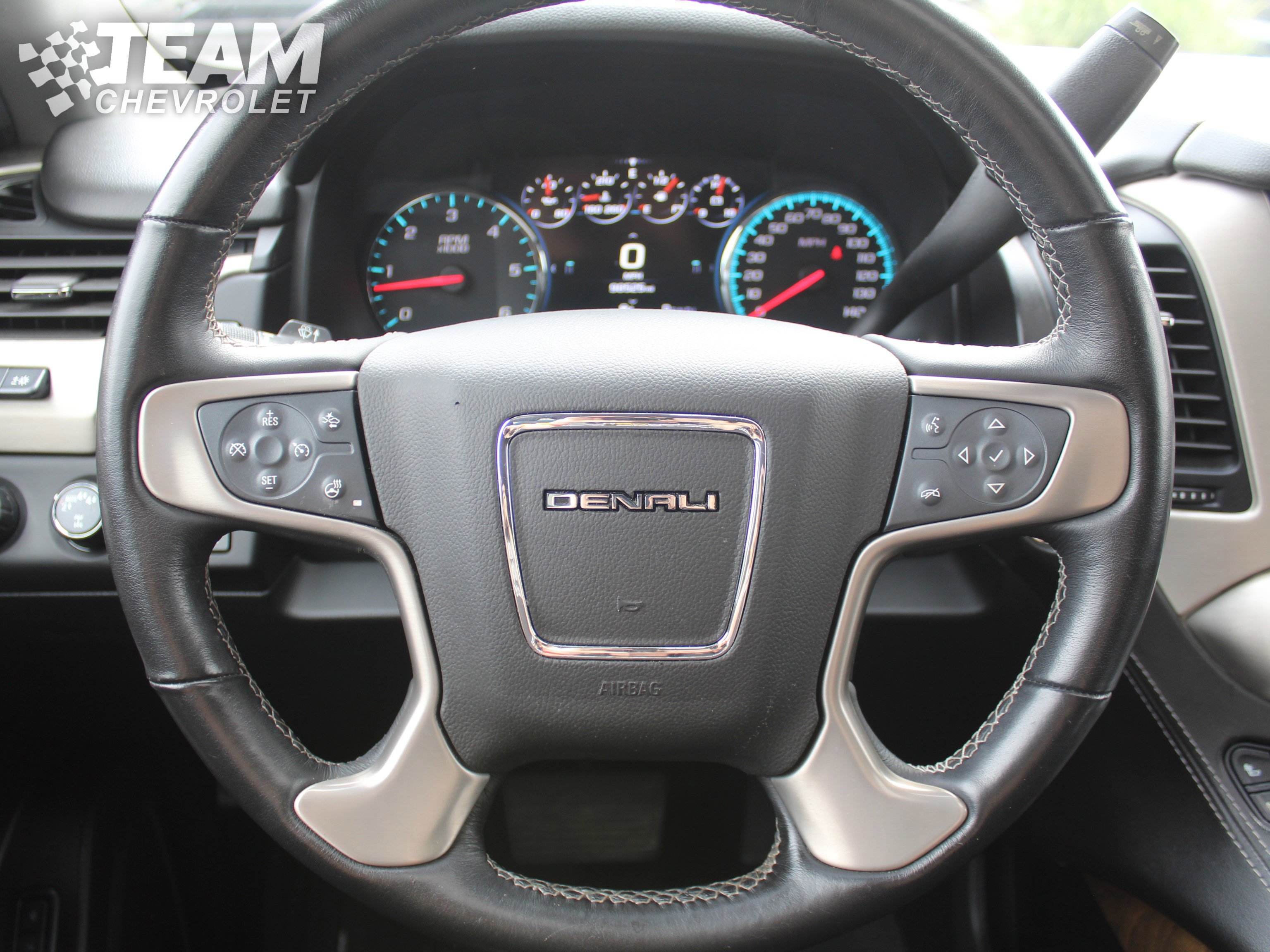 2020 Gmc Yukon Denali photo 13