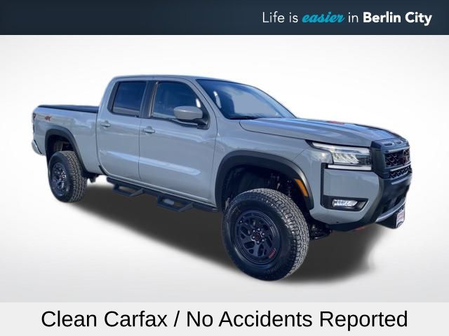 2025 Nissan Frontier PRO-4X's photo