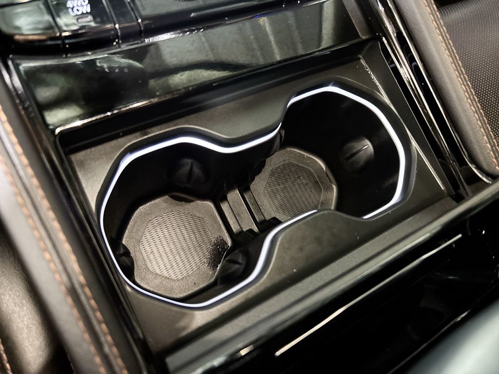 2022 Jeep Grand Cherokee Summit photo 8