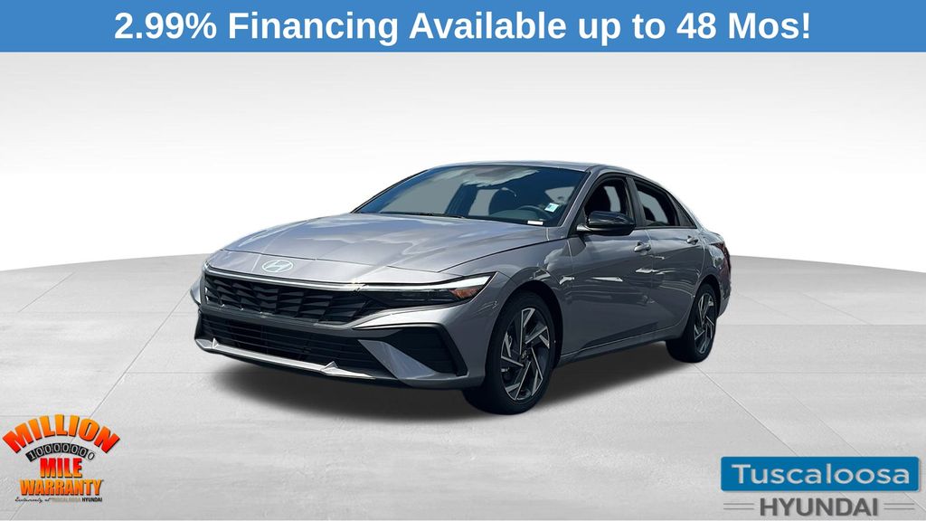 2025 Hyundai Elantra SEL Sport photo 3