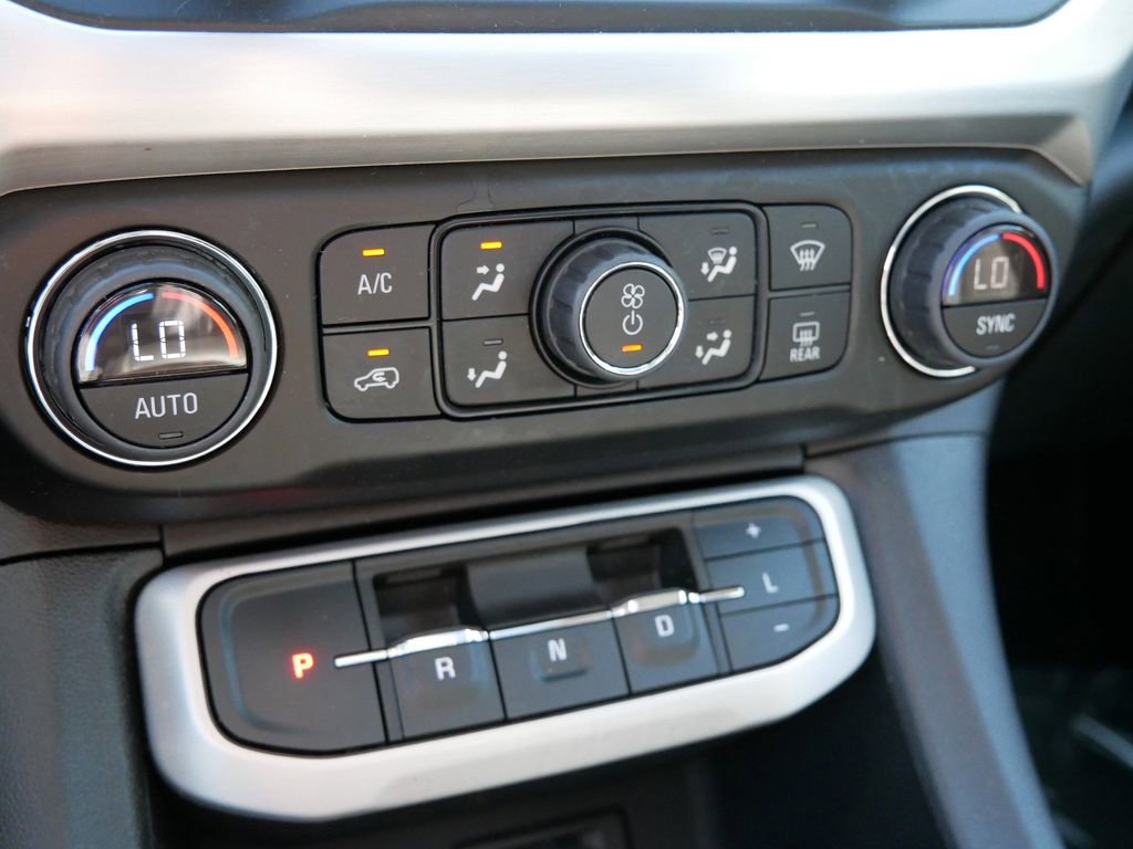 2023 Gmc Acadia SLE photo 17