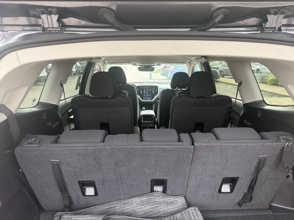 2024 Subaru Ascent Premium photo 9