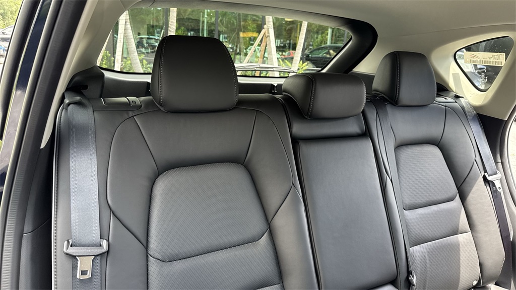 2025 Mazda CX-5 2.5 Select photo 45