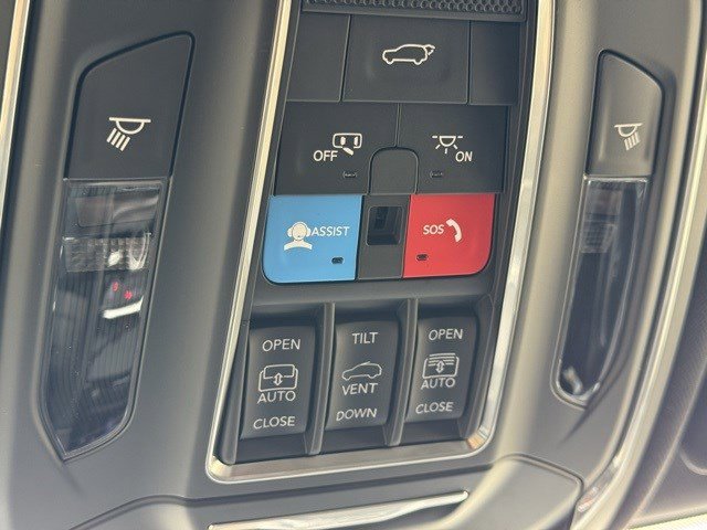 2025 Jeep Grand Cherokee Limited photo 22