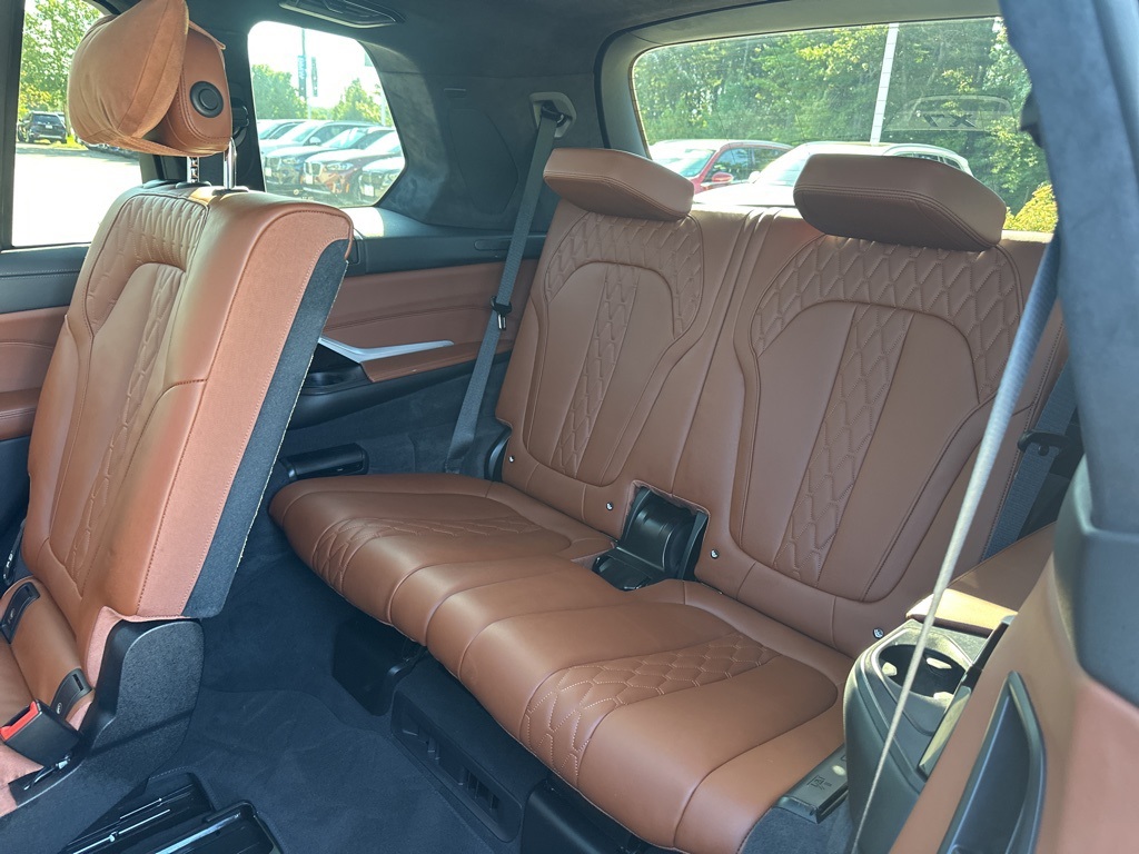 2025 Bmw X7 M60i photo 22