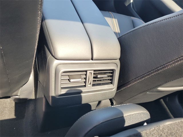 2025 Mazda CX-50 Premium Plus photo 7