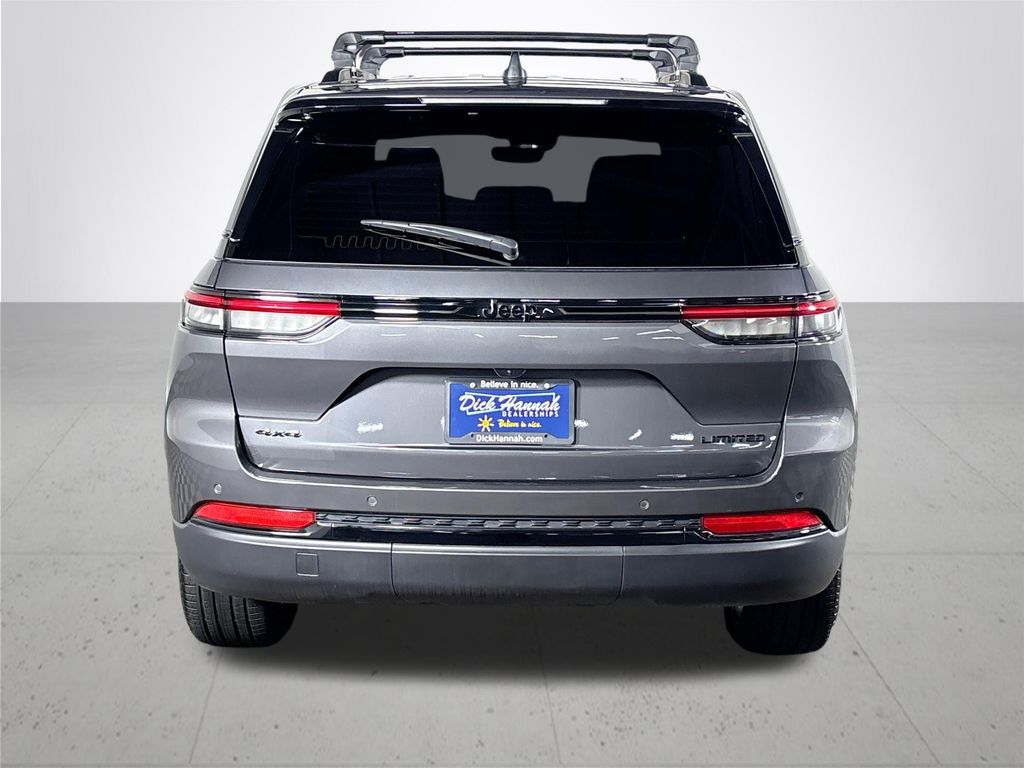 2024 Jeep Grand Cherokee Limited photo 7