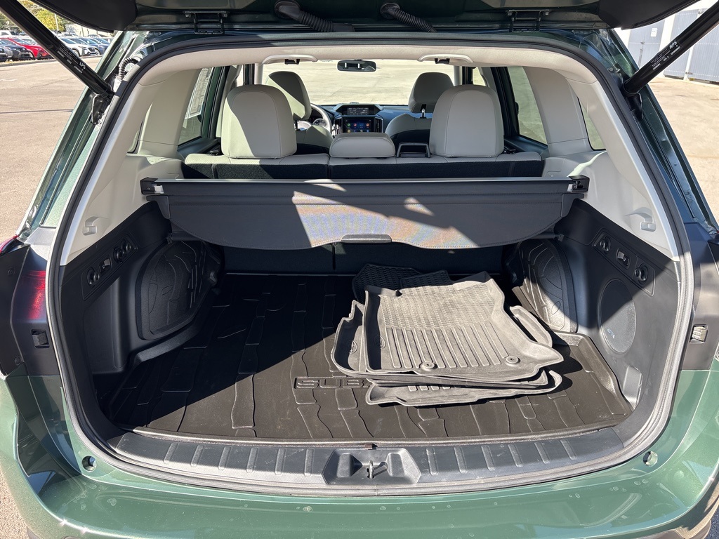 2023 Subaru Forester Limited photo 26