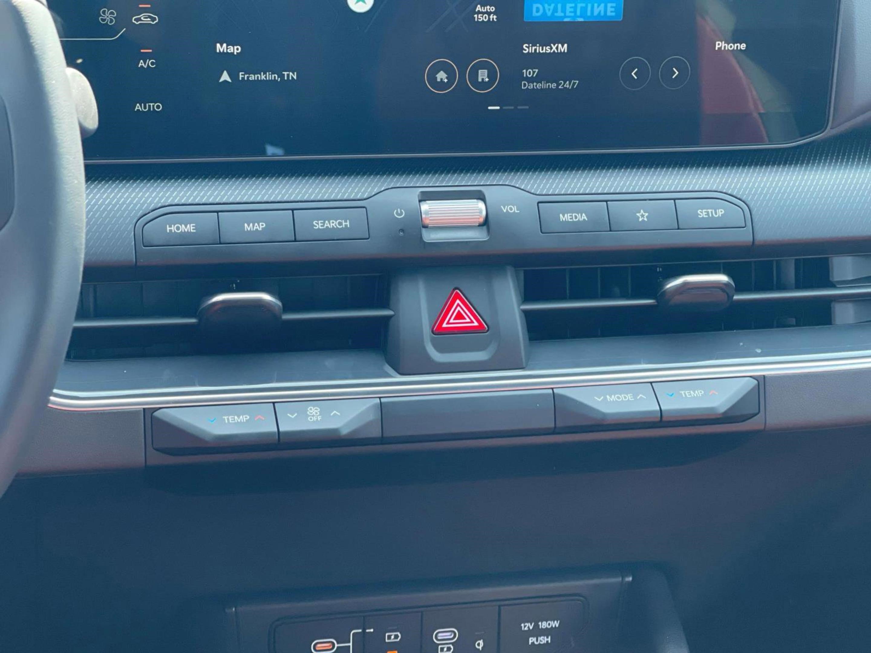 2025 Kia K4 GT-Line photo 15