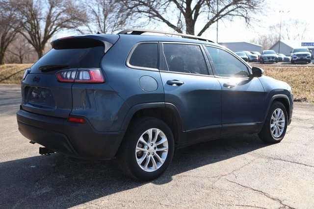 2021 Jeep Cherokee Latitude photo 4
