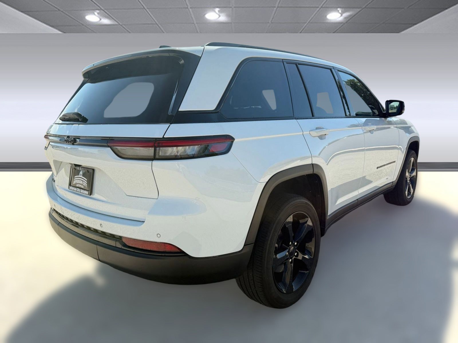 2023 Jeep Grand Cherokee Altitude photo 6