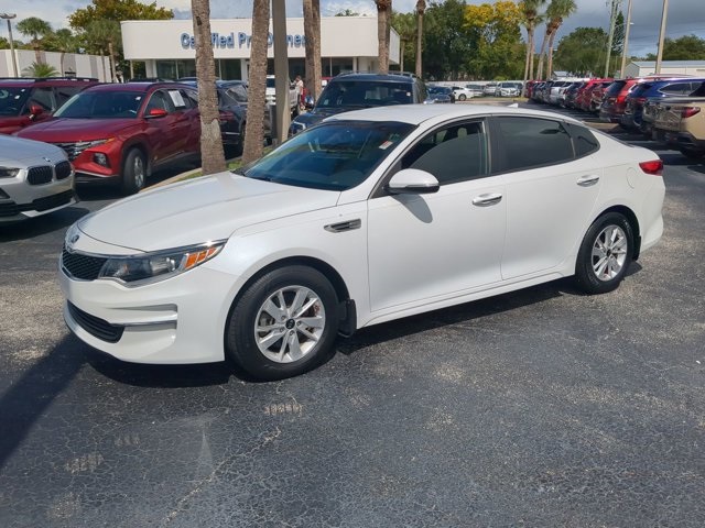 2018 Kia Optima LX photo 7
