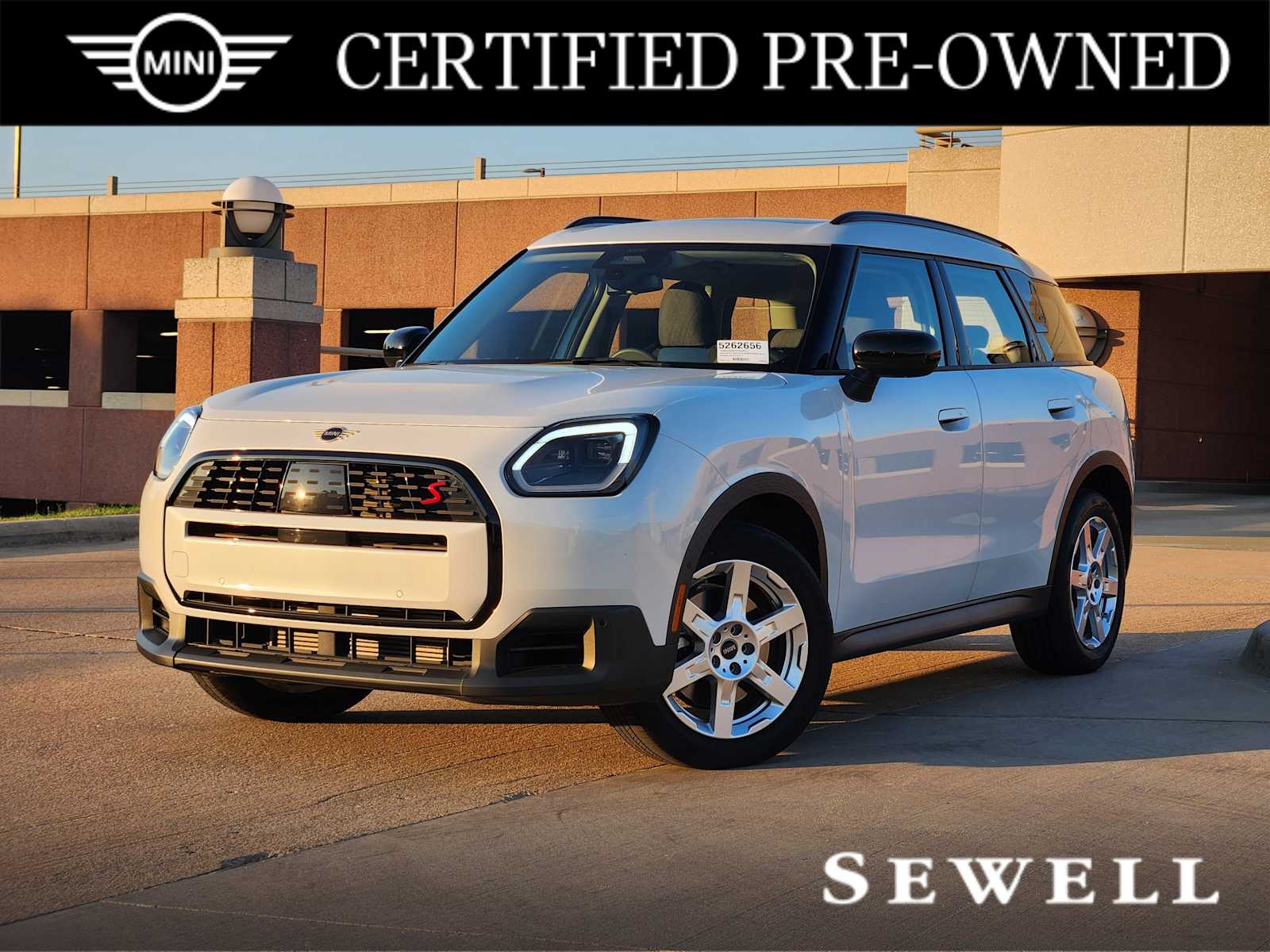 2025 MINI Countryman S's photo