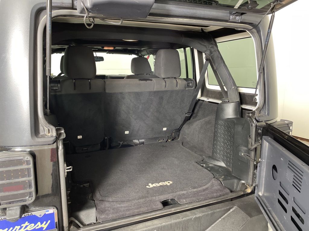 2016 Jeep Wrangler Unlimited Sport photo 33