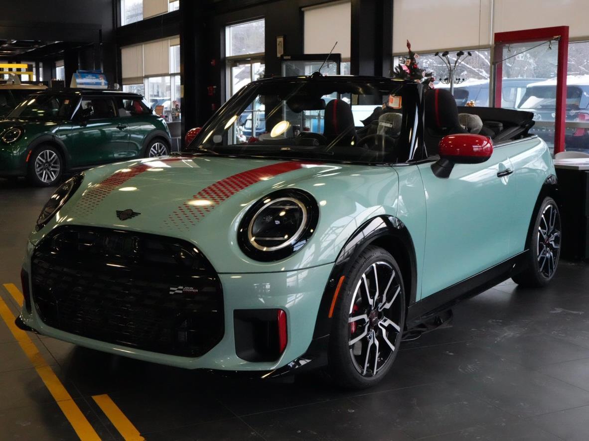 2026 MINI Convertible John Cooper Works's photo