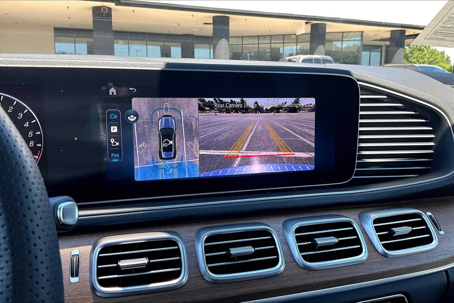 2025 Mercedes Benz GLE 450e 4MATIC photo 24