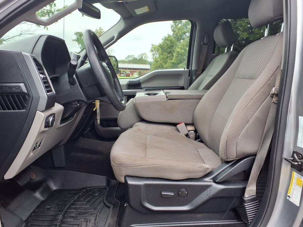 2020 Ford F-150 XLT photo 3