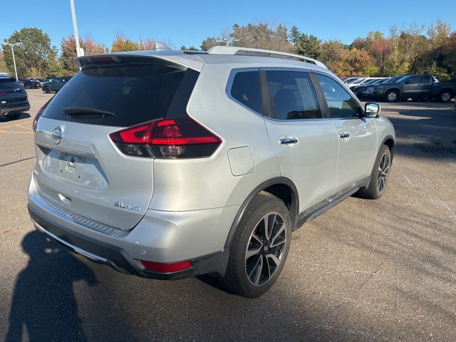 2019 Nissan Rogue SL photo 3