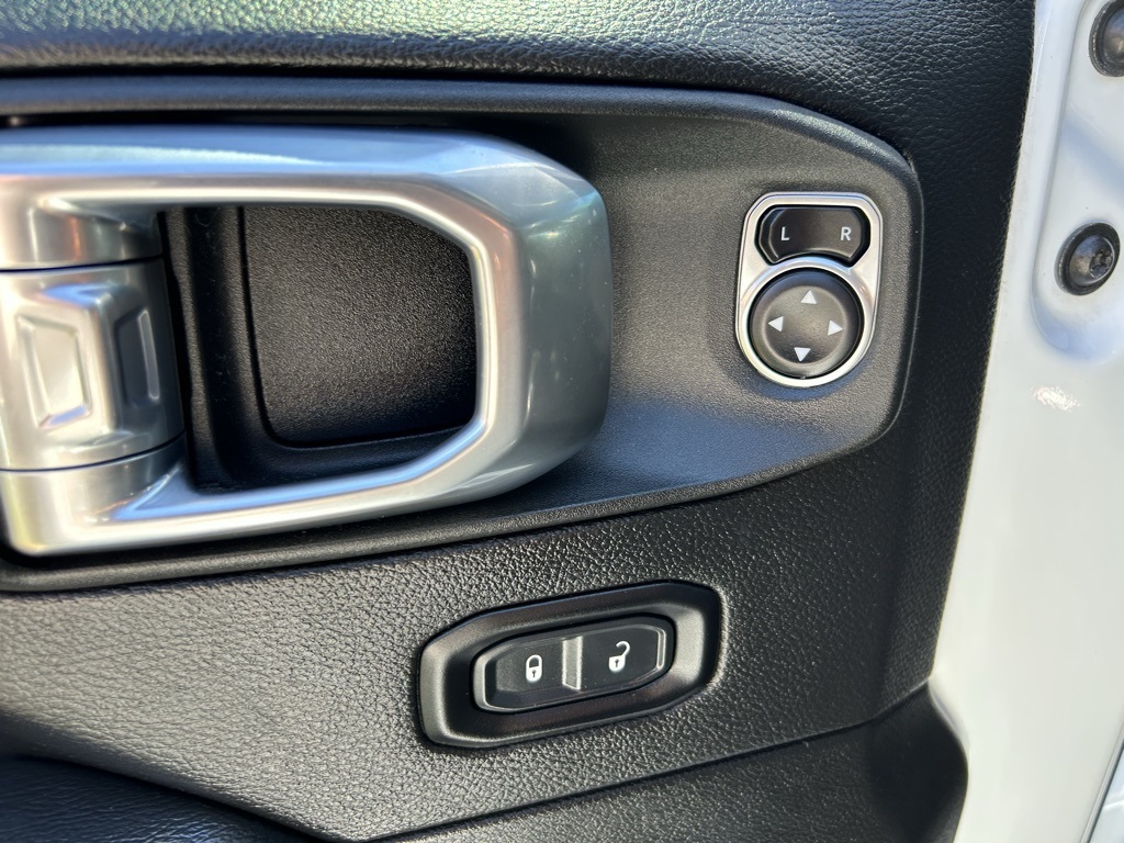 2021 Jeep Wrangler Unlimited Rubicon 4xe photo 11