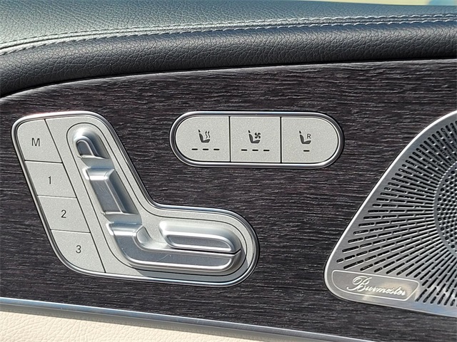 2022 Mercedes Benz GLS 450 4MATIC photo 24