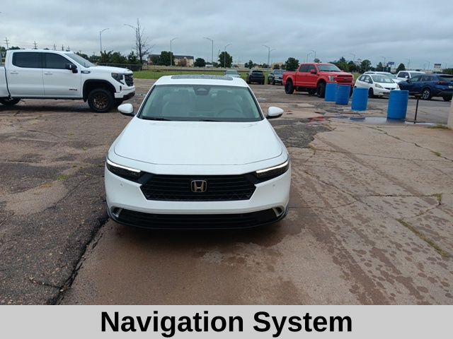 2025 Honda Accord Hybrid Touring photo 2