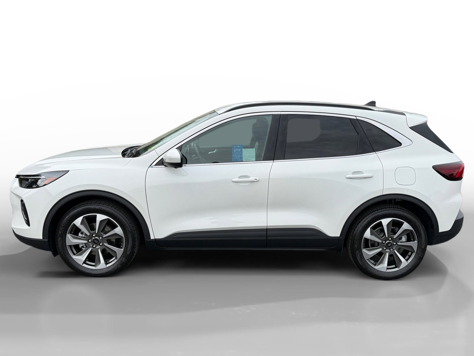 2023 Ford Escape Hybrid Platinum photo 2