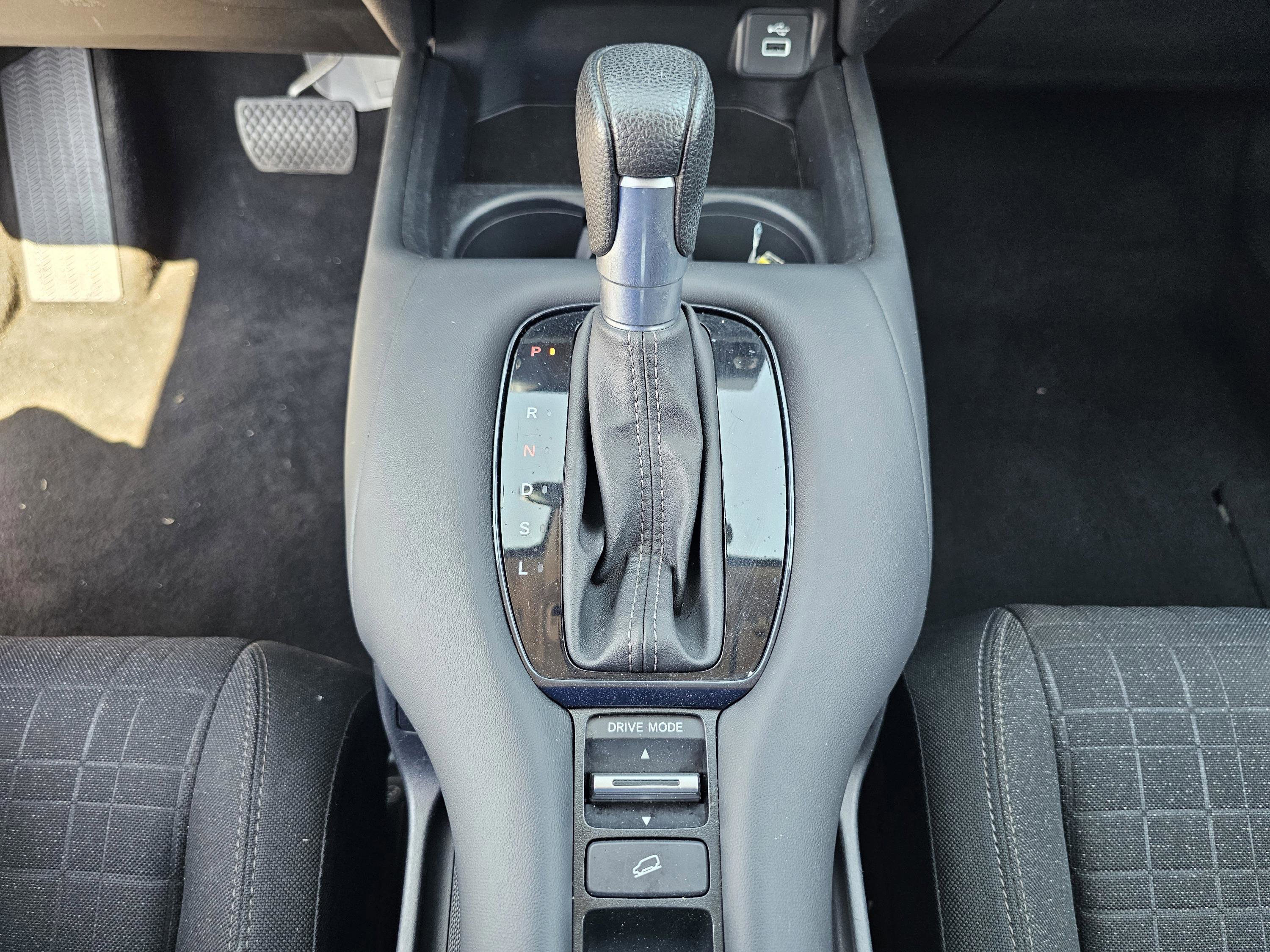 2023 Honda HR-V LX photo 17
