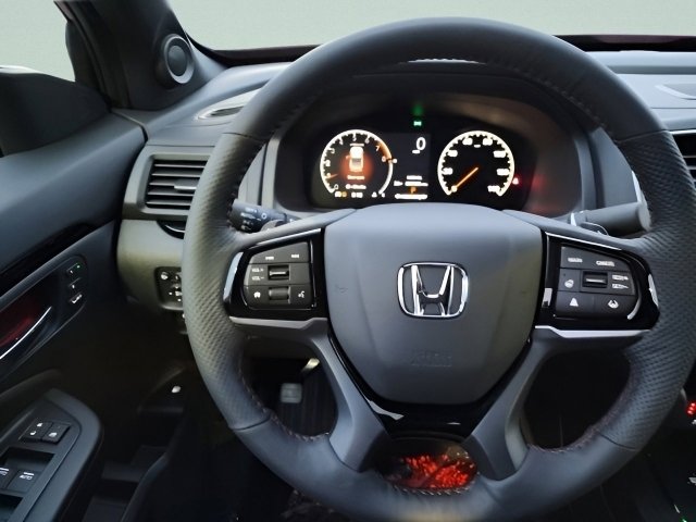 2025 Honda Ridgeline Black Edition photo 23