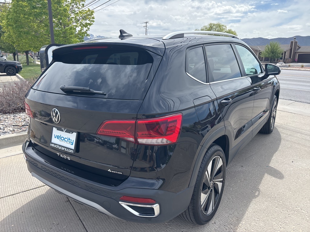 2024 Volkswagen Taos SE photo 5