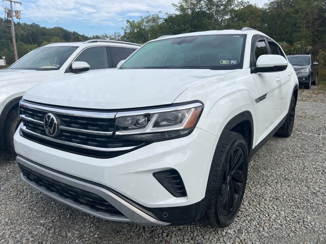 2022 Volkswagen Atlas Cross Sport V6 SE Technology photo 3