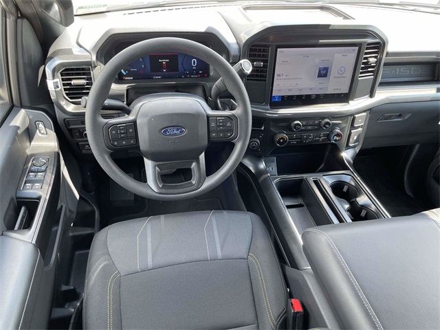2025 Ford F-150 STX photo 4