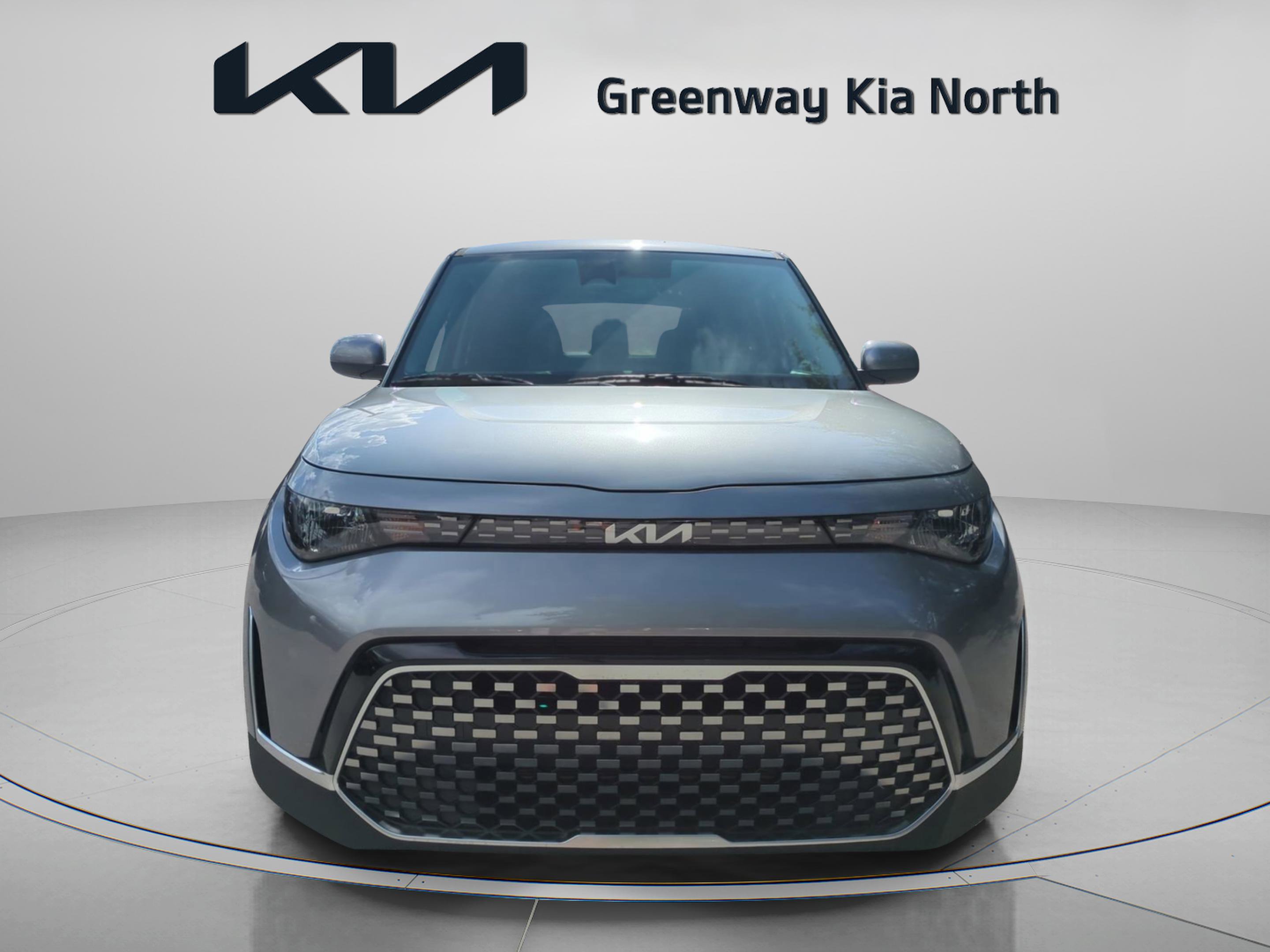 2025 Kia Soul EX photo 2