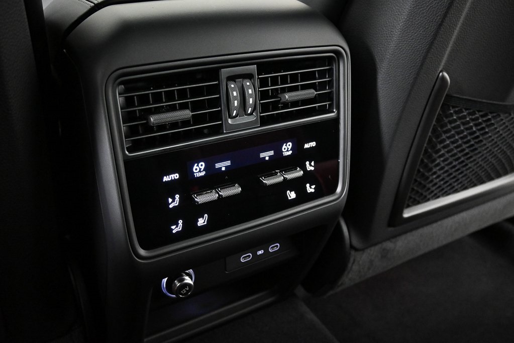 2026 Porsche Cayenne GTS Coupe photo 19