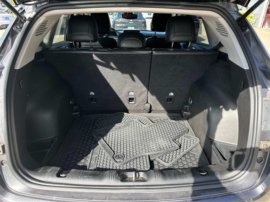 2022 Jeep Compass Limited photo 8