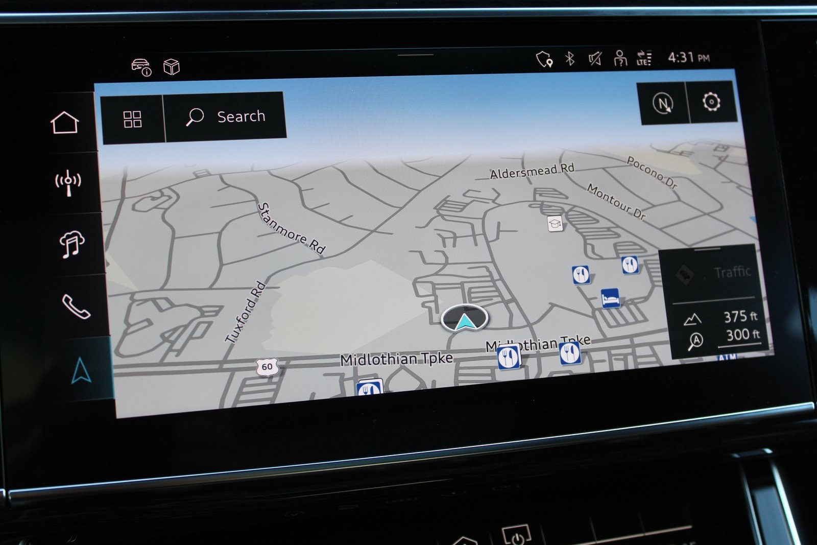 2024 Audi Q8 55 Premium Plus photo 3
