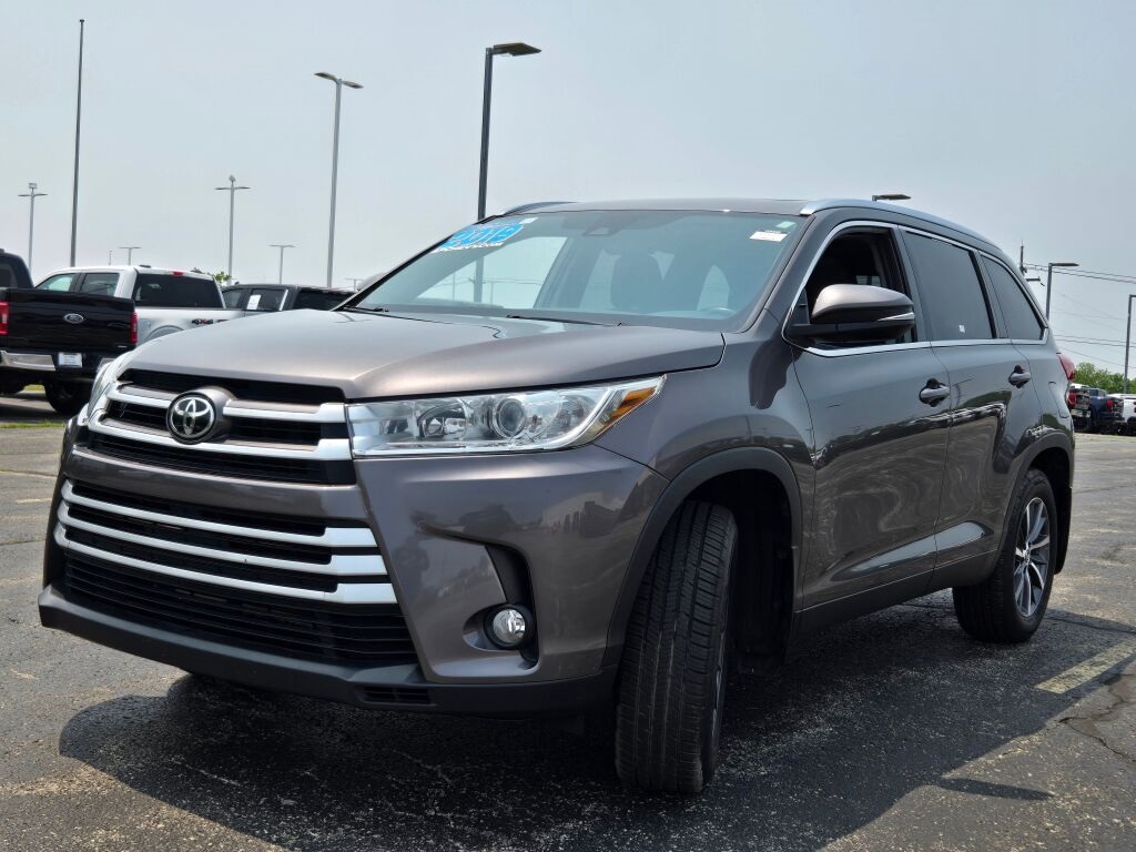 2019 Toyota Highlander XLE photo 4