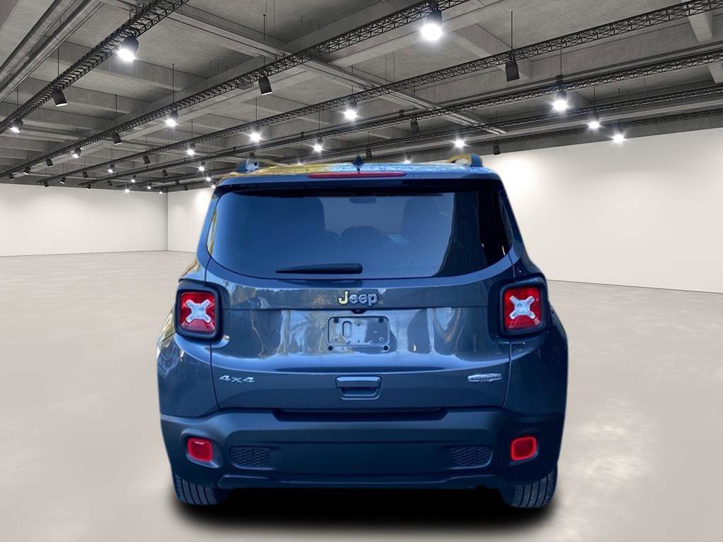 2022 Jeep Renegade Latitude photo 4