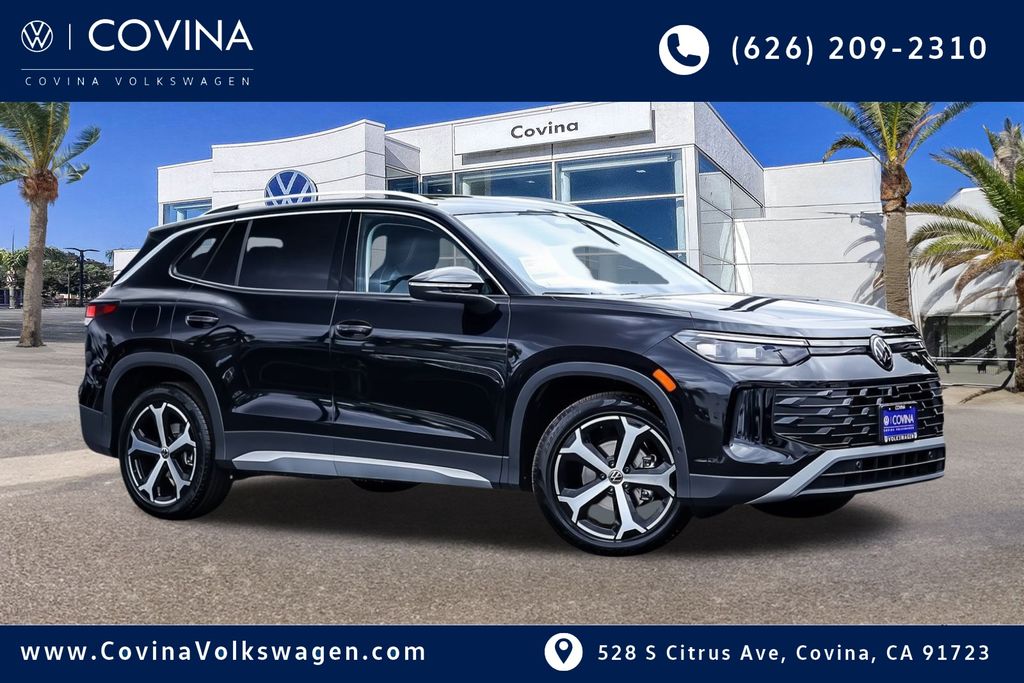 2026 Volkswagen Tiguan SE's photo