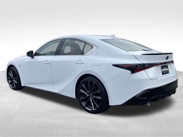 2023 Lexus IS 350 F SPORT photo 4
