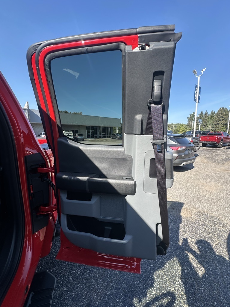 2026 Ford F-350 XL photo 14