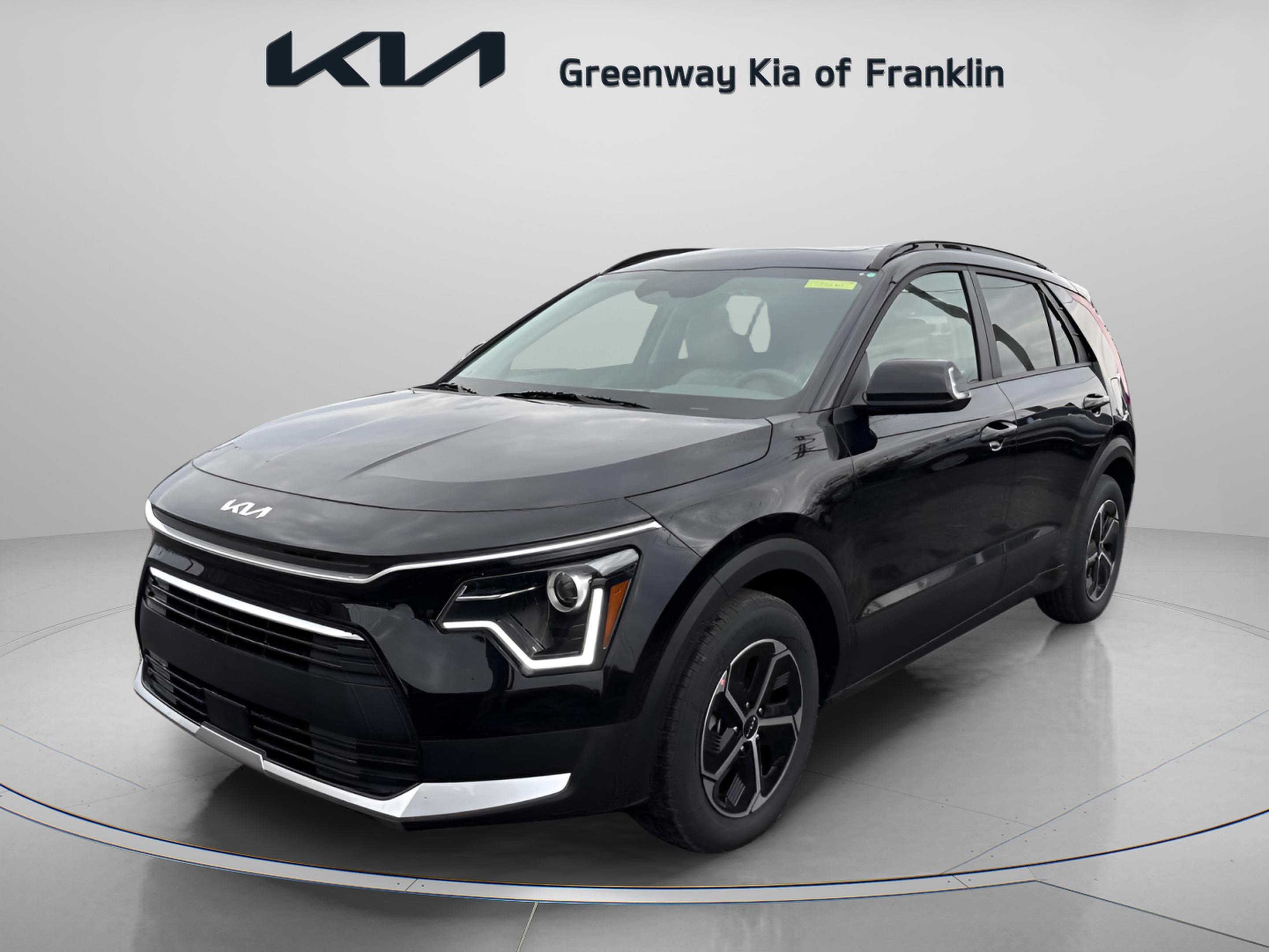 2026 Kia Niro EX photo 3