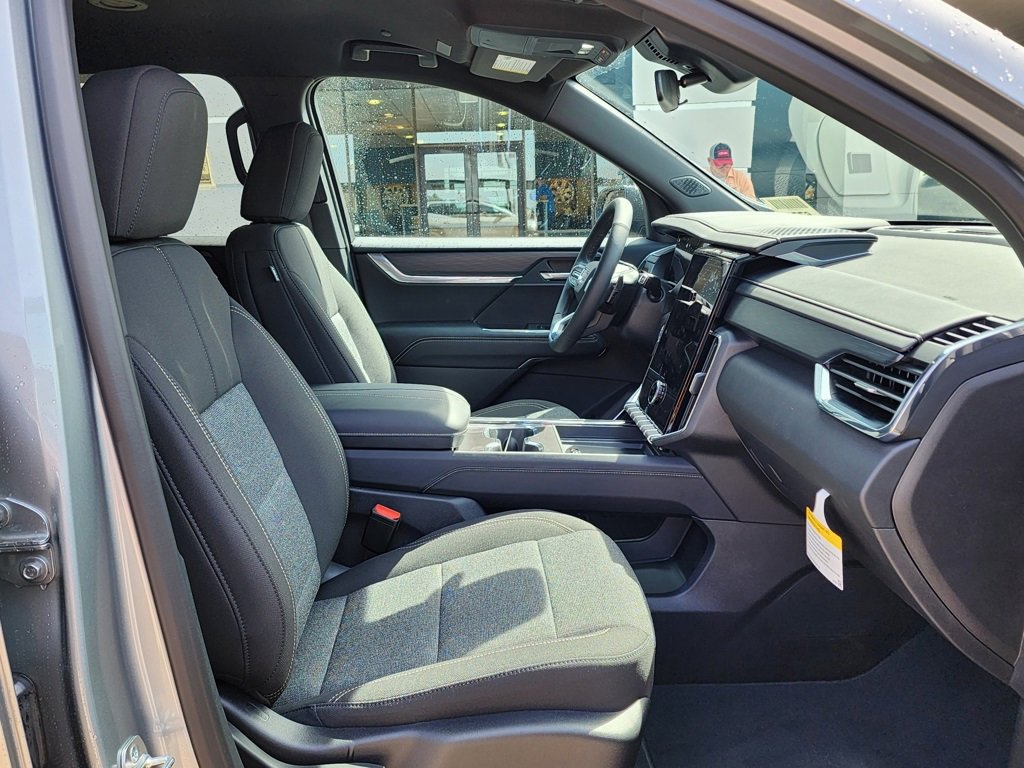2025 Gmc Acadia Elevation photo 39