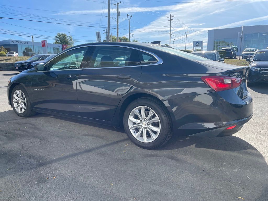 2023 Chevrolet Malibu 1LT photo 4