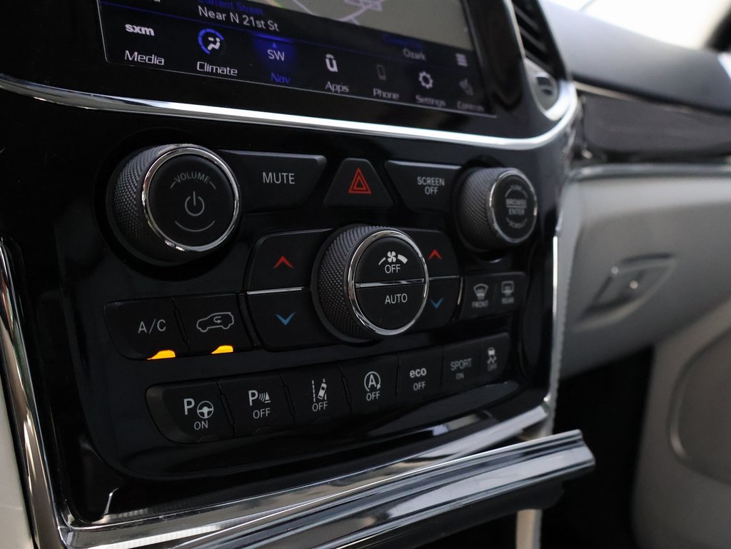 2021 Jeep Grand Cherokee Summit photo 37