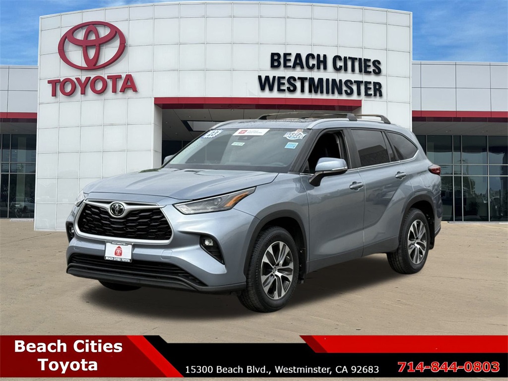 2023 Toyota Highlander XLE photo 5