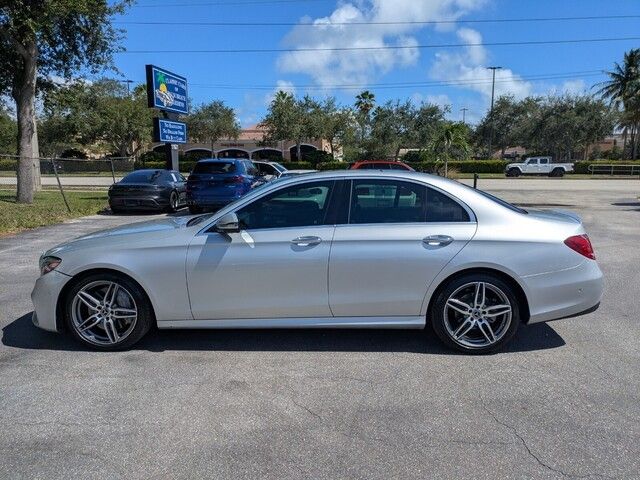 2019 Mercedes Benz E 300 photo 3